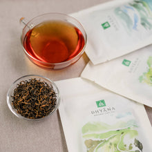 Carica l'immagine nel visualizzatore di Gallery, Box Viaggio tra Tè Nero e Spezie