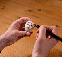 Carica l'immagine nel visualizzatore di Gallery, Daruma Bianco