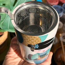 Lade das Bild in den Galerie-Viewer, GEISHA Kräutertee-Tasse
